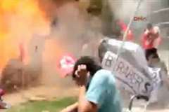 トルコで自爆テロが発生!・・・100人以上が負傷し31人が死亡